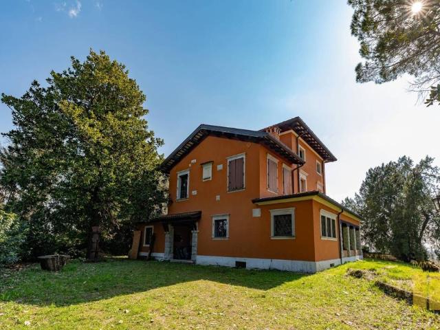 Villa in vendita Moruzzo, Friuli Venezia Giulia