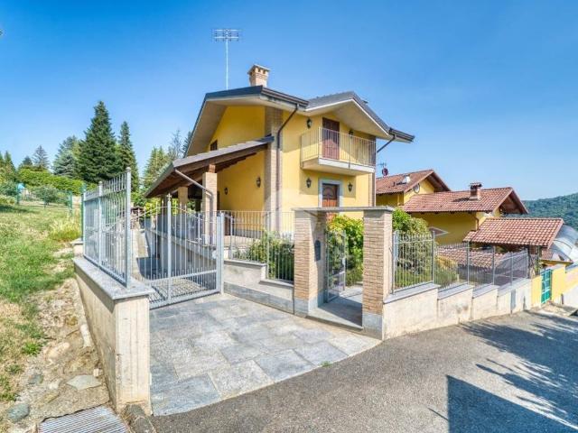 Villa in vendita a Coazze TO