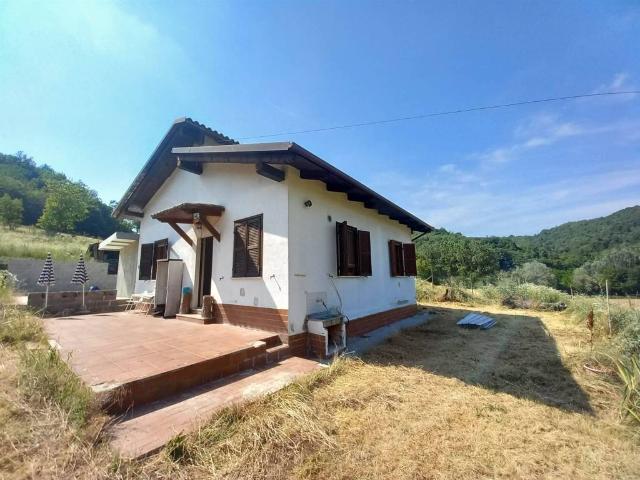Villa in vendita a Cocconato AT