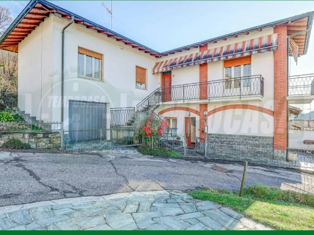 Villa in vendita a Cocquio Trevisago VA