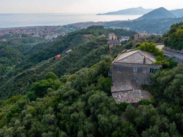 Villa in vendita a Cogorno GE