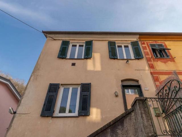 Villa in vendita a Cogorno GE
