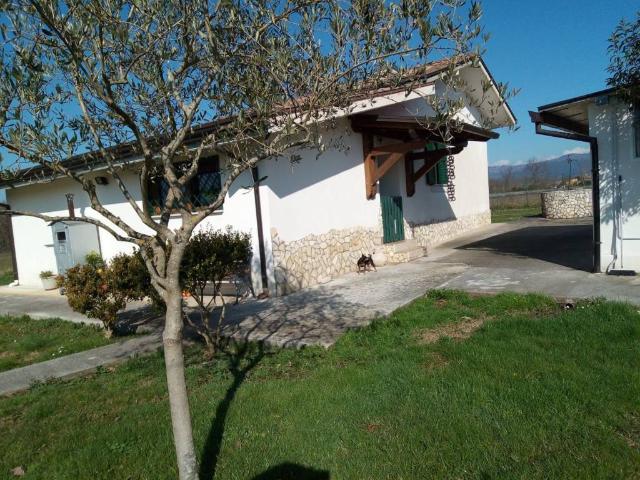 Villa in vendita a Colfelice FR