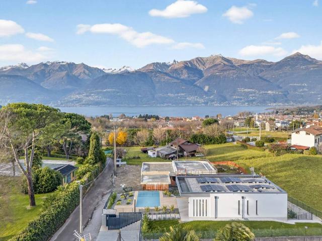 Villa in vendita a Colico LC