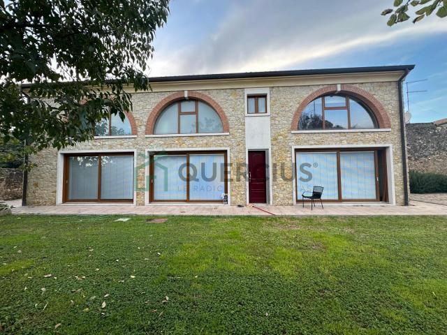 Villa in vendita a Colognola Ai Colli