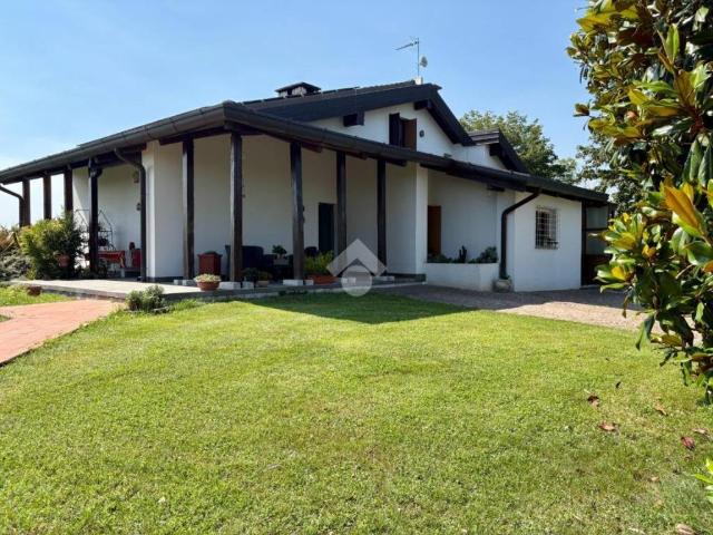 Villa in vendita a Colloredo di Monte Albano UD