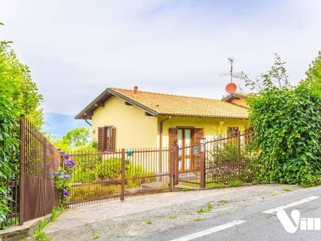 Villa in vendita a Colle Brianza LC