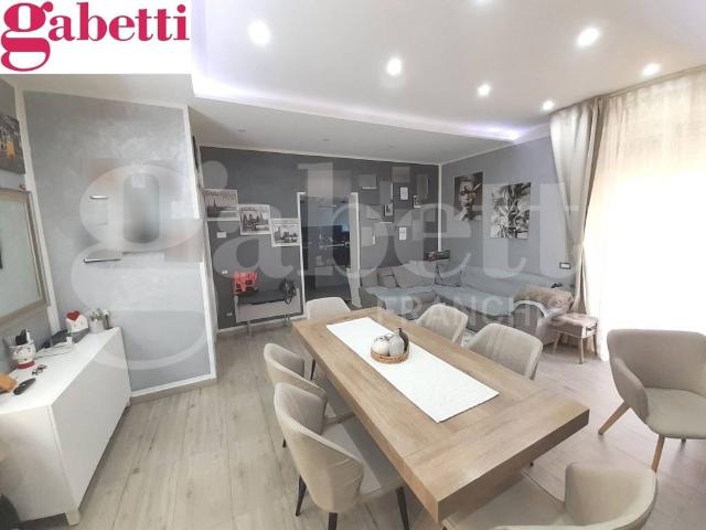 Villa in vendita a Colle di Val d'Elsa SI
