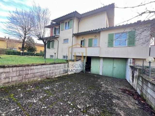Villa in vendita a Colle di Val d'Elsa SI