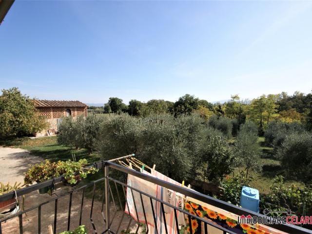 Villa in vendita a Colle di Val d'Elsa
