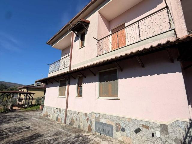 Villa in vendita a Colleferro RM