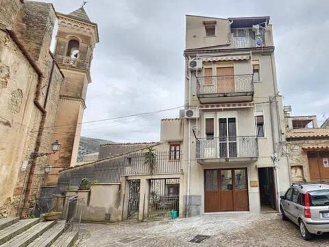 Villa in vendita a Collesano PA