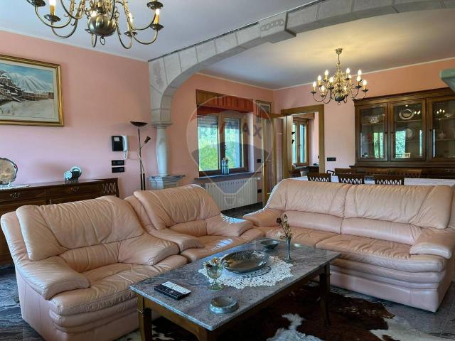 Villa in vendita a Colli A Volturno