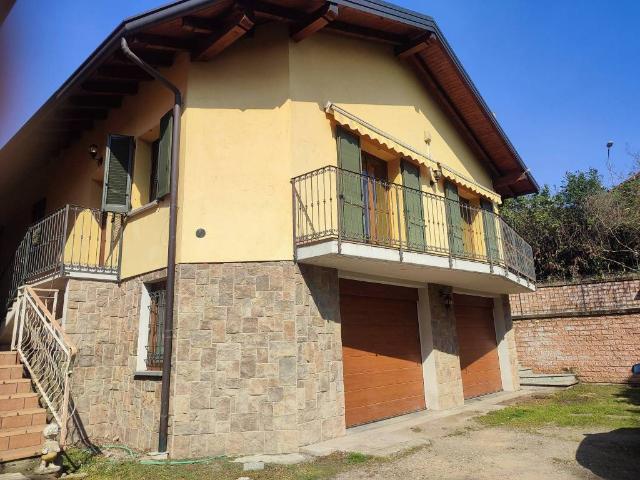 Villa in vendita a Colverde CO