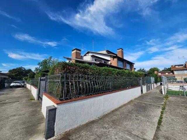 Villa in vendita a Comacchio FE