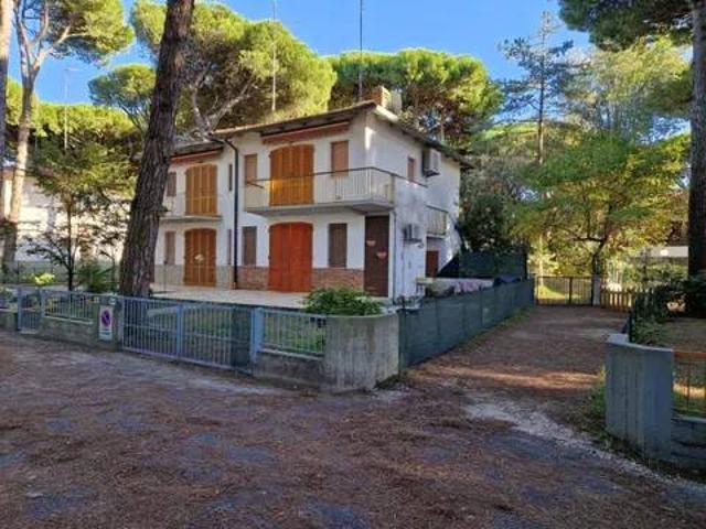Villa in vendita a Comacchio FE