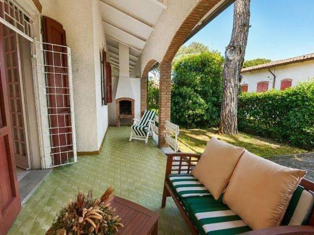 Villa in vendita a Comacchio FE