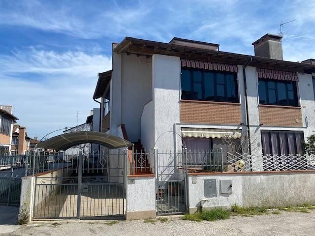 Villa in vendita a Comacchio FE
