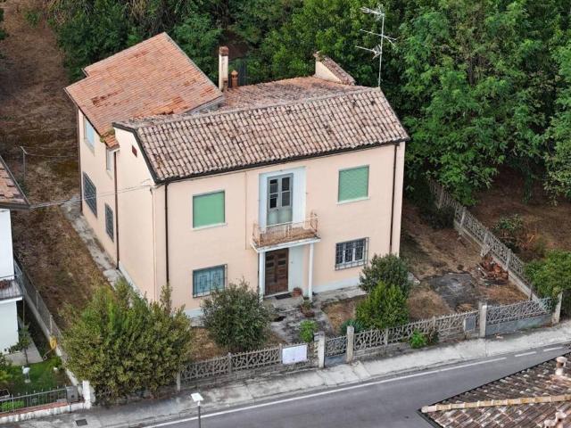 Villa in vendita a Comacchio FE
