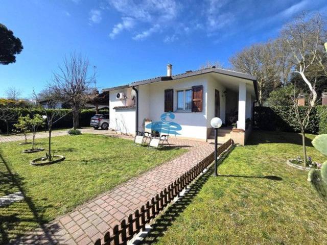 Villa in vendita a Comacchio