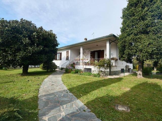 Villa in vendita a Comazzo LO