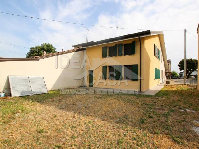 Villa in vendita a Concordia sulla Secchia MO