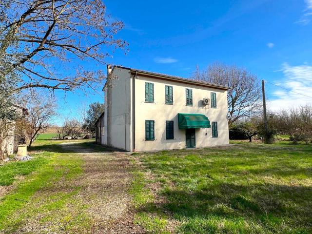 Villa in vendita a Conselice RA