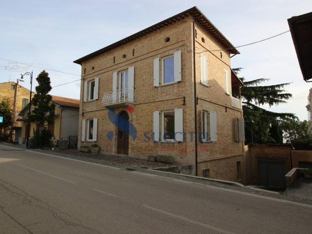 Villa in vendita a Controguerra 369m² Controguerra