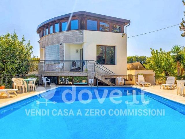 Villa in vendita a Conversano BA
