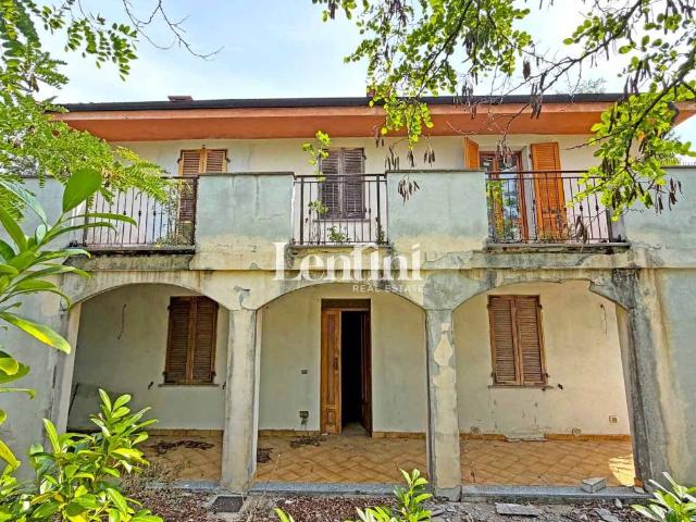 Villa in vendita a Conzano AL
