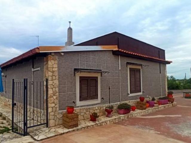 Villa in vendita a Corato BA