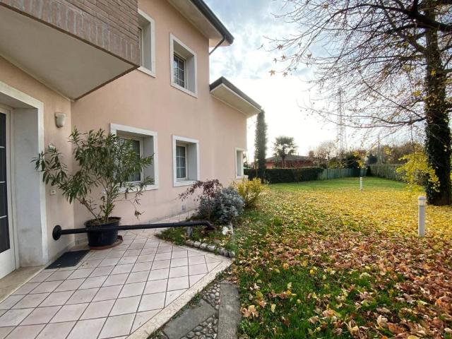 Villa in vendita a Cordovado PN