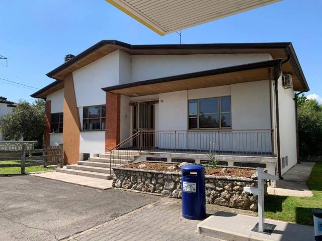 Villa in vendita a Cordenons PN