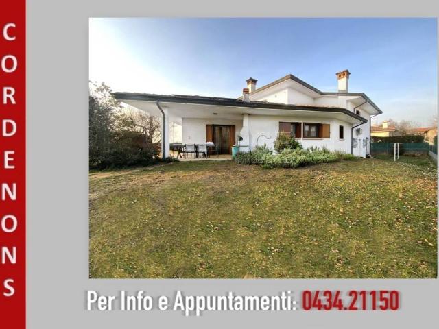 Villa in vendita a Cordenons PN