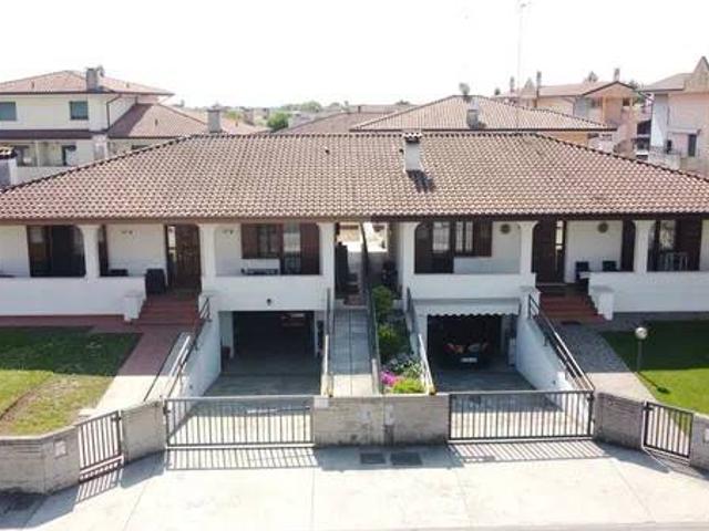 Villa in vendita a Cordenons PN