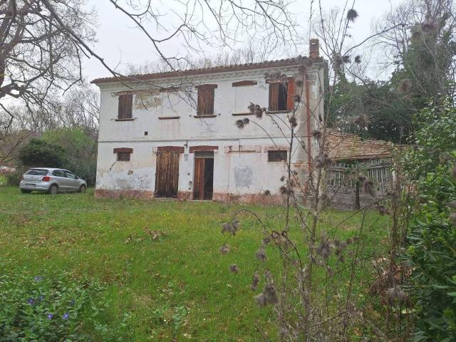 Rustico / Casale in vendita a Corinaldo AN