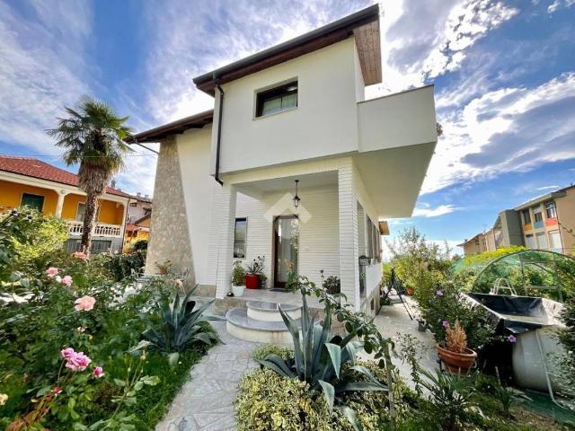 Villa in vendita a Corio TO