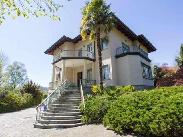 Villa in vendita a Corio TO