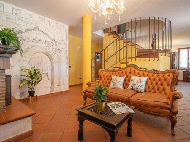 Villa in vendita a Coriano RN