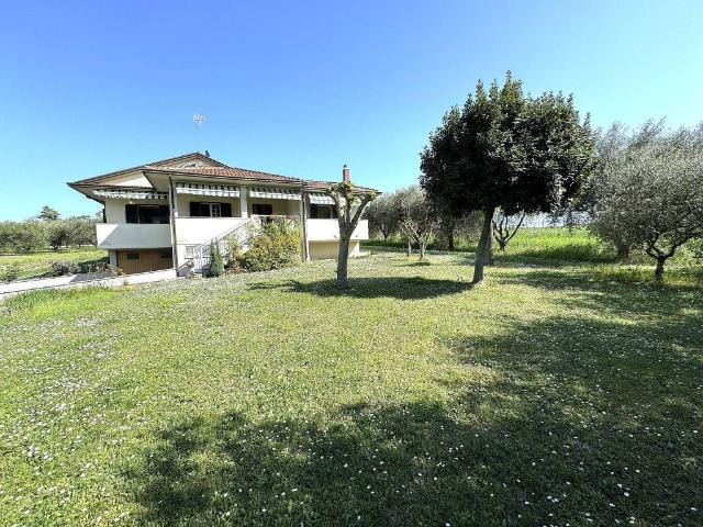 Villa in vendita a Coriano RN