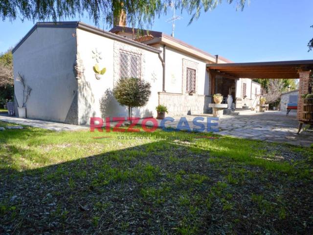 Villa in vendita a Corigliano Rossano CS