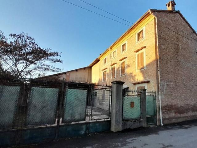 Villa in vendita a Cornale e Bastida PV