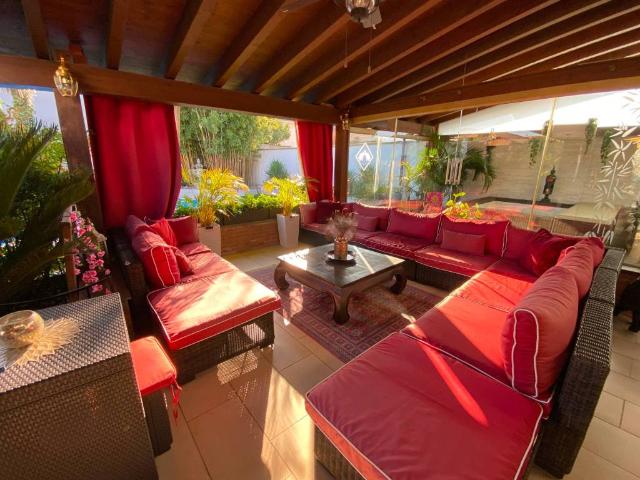 Villa in vendita a Corsico MI