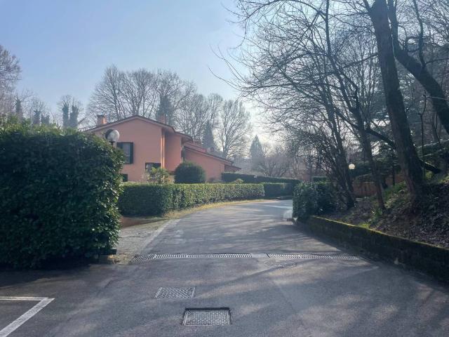 Villa in vendita a Correzzana MB