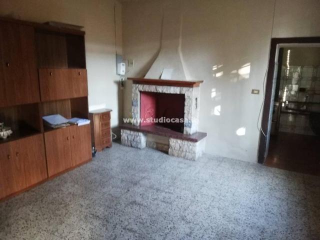 Villa in vendita a Corte de' Cortesi con Cignone CR