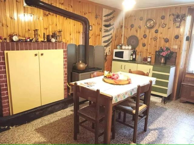 Villa in vendita a Cossogno VB