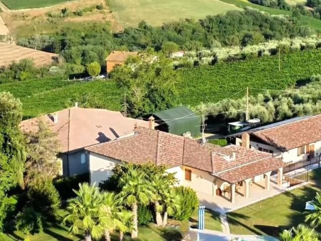 Villa in vendita a Cossignano AP
