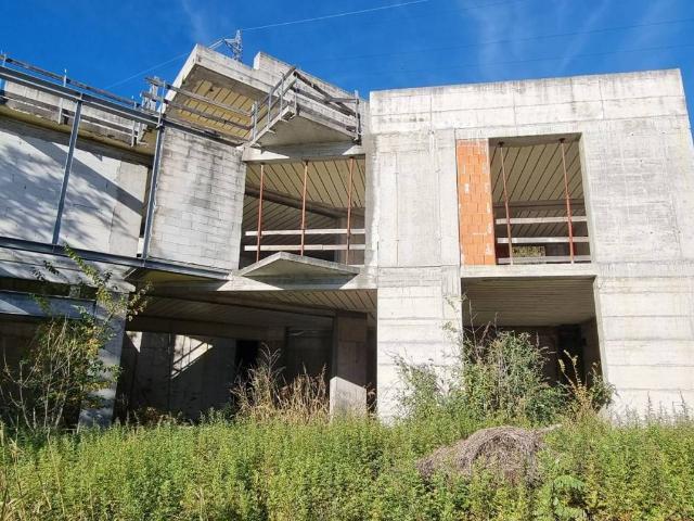 Villa in vendita a Costa Volpino BG
