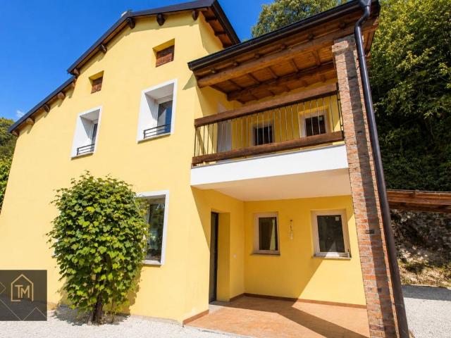 Villa in vendita a Costabissara VI