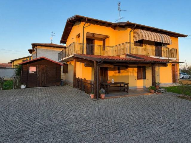 Villa in vendita a Costanzana VC